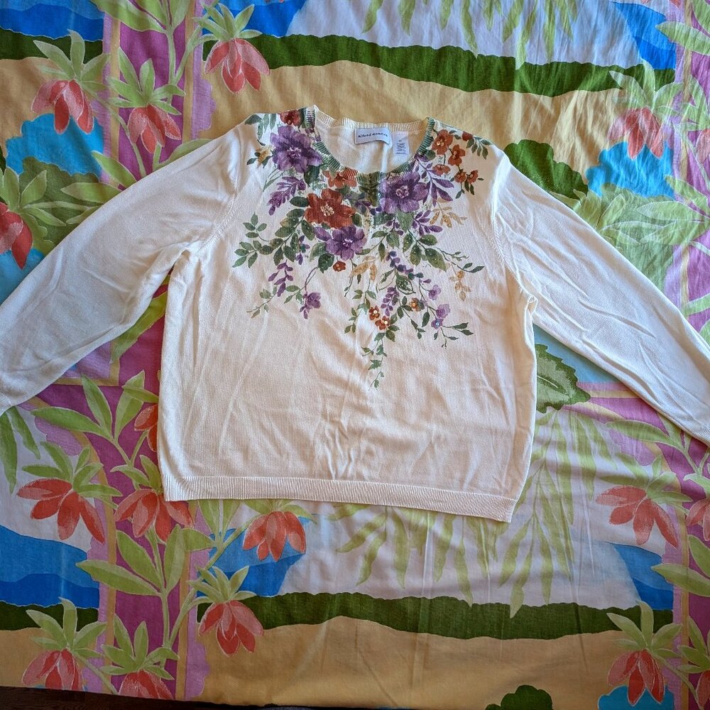 Alfred Dunner Women's XL Ivory Floral Sequin &Pearl Beaded Long Sleeves Sweater